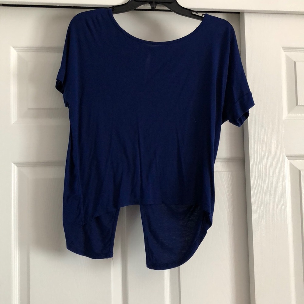 Cute blue top!!